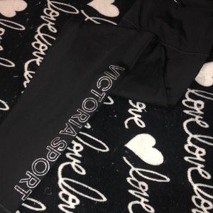 Victoria’s Secret leggings